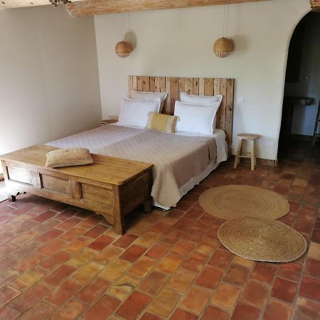 Les Anes De Petit Jean Hotell Pierrefeu-du-Var Eksteriør bilde