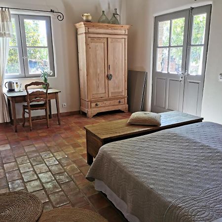 Les Anes De Petit Jean Hotell Pierrefeu-du-Var Eksteriør bilde