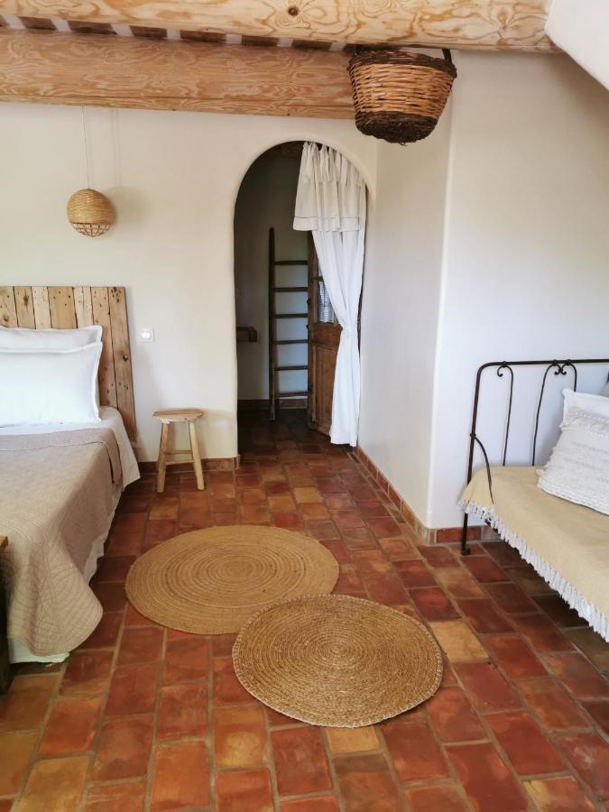 Les Anes De Petit Jean Hotell Pierrefeu-du-Var Eksteriør bilde