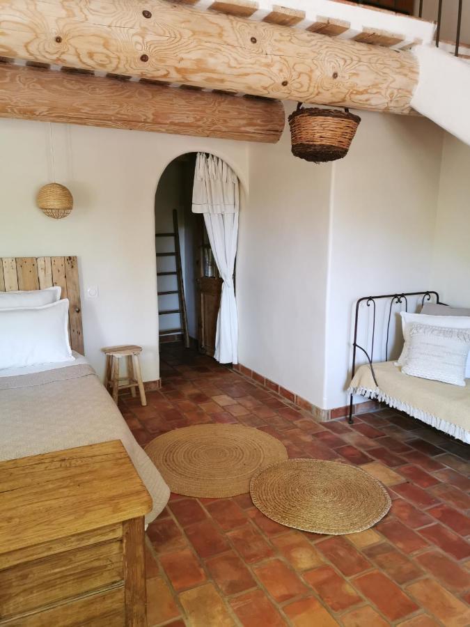 Les Anes De Petit Jean Hotell Pierrefeu-du-Var Eksteriør bilde